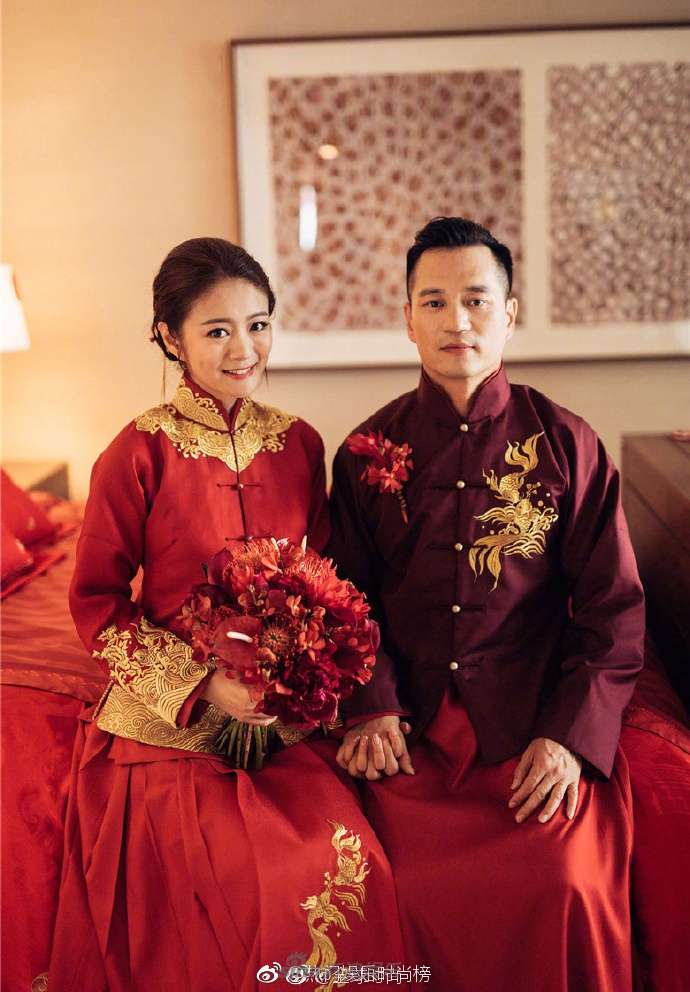 Áo cưới truyền thống Trung Quốc có ý nghĩa gì